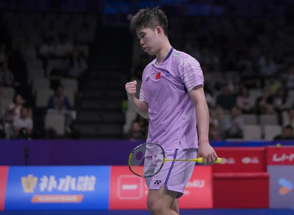 合在主场被, 黄东萍